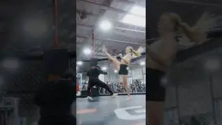 POV if Kenshi and Sonya Blade trained at your gym 😂 @graciekramer14  #mk1 #mk #kenshi #training