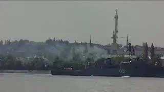 Тральщики. Траление минных заграждений. День ВМФ 2010, Севастополь. Крым.