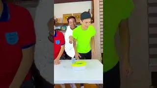DESTAPA Y ATRAPA LA CACA !!
