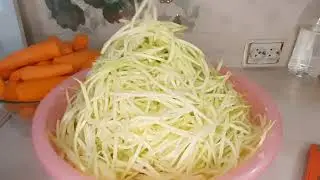 САЛАТ ПО КОРЕЙСКИ НА ЗИМУ- ОГУРЦЫ, КАБАЧКИ И МОРКОВЬ .Готовьте много-это очень вкусно!