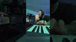 Because nobody grooves to the hi hat….we add bass 🤓 #beats #housemusic #chill #edm