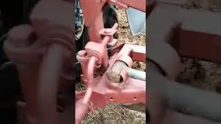 Пашем огород.