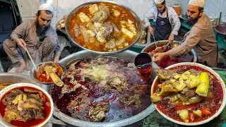 INSANE PAKISTANI STREET FOODS 😱 | MOST POPULAR STREET FOOD COLLECTION 2025
