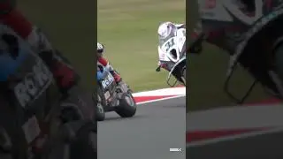 That overtake for THIRD! 💪 | 2024 #FrenchWorldSBK 🇫🇷