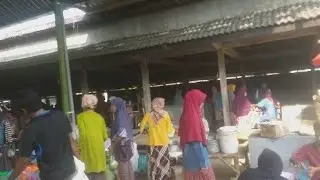 PASAR KRIYUK