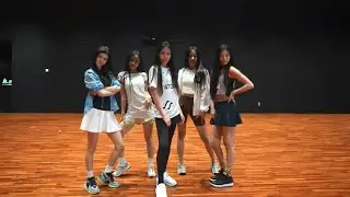 NewJeans - Attention (Dance Practice Mirrored + Zoomed)