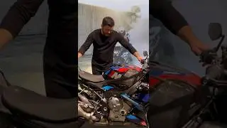 With German Shepard | BMW M 1000 R #motorcycletrends #bmwmotorrad #thomasmotornews
