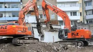 Drei Bagger im Einsatz