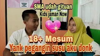 Pegang Susunya Pacar