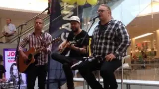 Arttu Wiskari: Kahvimaito feat. Hovimuusikko Ilkka