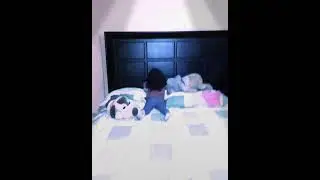 Niña bailando yo perreo sola ok vay