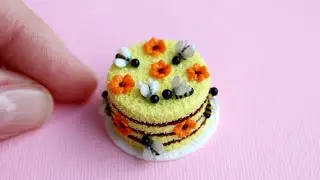 Miniature Bee cake🐝Polymer clay