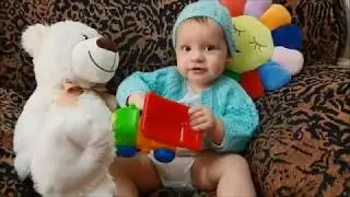 ДЕТСКИЙ КОМПЛЕКТ (КОФТОЧКА И ШАПОЧКА) СПИЦАМИ.