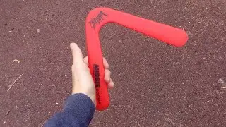 Тупой бумеранг летит прямо на нас