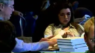 DVD2 Bonus1 Photoread a Book