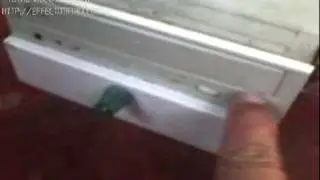 Aproveitando driver de cd antigo.
