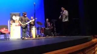 Theme song to "Mariachi"