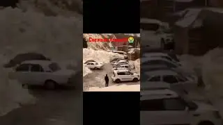 Снежная лавина сошла с гор!!!#shortsvideo
