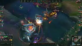 League of Legends в лесу на Ли Сине ) комба