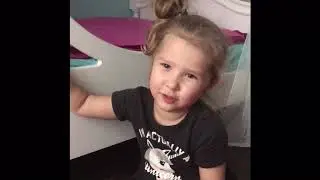 Брезгливость у каждого своя 😅. София 4 года 1 месяц