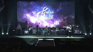 Pedro Pupak canta Vitor kley/Morena ao vivo abertura show Fábio Jr.