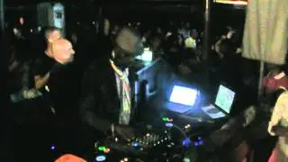 Black Coffee 2011 @ Chill out (Luanda) 29.07.11 Part-4
