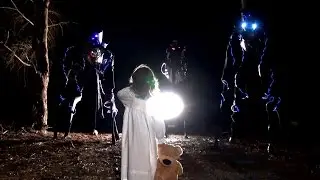 World Walker: NEW 2015 Official Promo Walkabout Stilt Walker Street Theatre Show