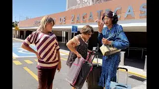 APUROS Y DESFIGUROS (la comadre viene del norte)