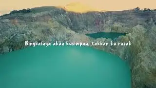 KELIMUTU DAN SEBILAH PEDANG