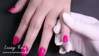 Esmaltação pink em gel