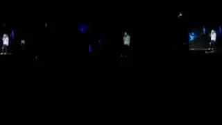 ♫ Avril Lavigne - Innocence Live in Kuala Lumpur, Malaysia ♫