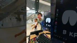 Приколы от танцующей панды в красных труселях: 1 000 000 подписчиков! Канал с днем рождения! #shorts