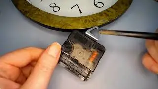 Repair of a "Geneoa" quartz-based clock
