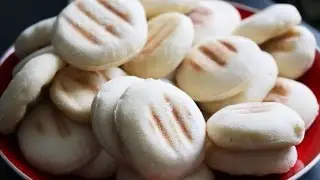 Batbout: recette inratable des petits pains pour sandwichs apéritifs