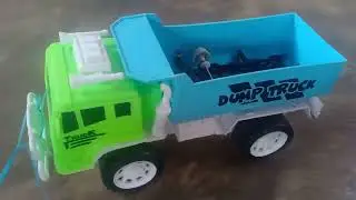 bermain truk oleng dan mubilan polisi
