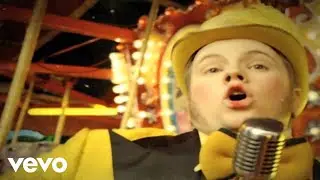 Fall Out Boy - America's Suitehearts