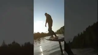 Летим над водой на фойле🔥 Без подготовки равновесие не удержишь. Экстремальные виды спорта на воде🔝