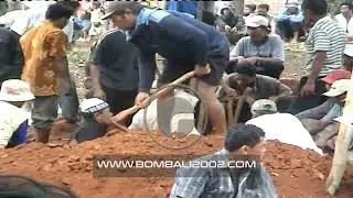 FILE #L86 PENGGALIAN MAKAM AMROZI DAN ALI GUFRON #balibomb2002 #2002balibombings #bombali