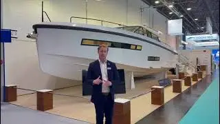 Delta 48 Coupé Walkaround Tour by SE Yachts - exclusive UK Delta Powerboats dealers
