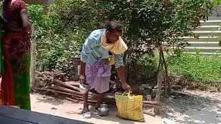 এত গরমে কত মানুষই না মারা ?আমি এত গরম সহ্য করতে পারছি না