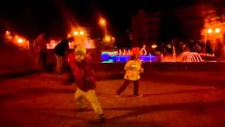 Свето-музыкальный фонтан (2)