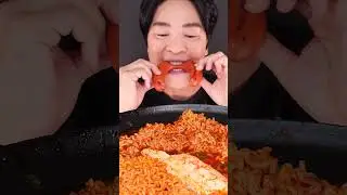 Mukbang ASMR #Shorts :) Spicy Noodles 🍜 KIELBASA Sausage KIMCHI Eating 순두부 열라면 & 김치 먹방!