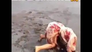 !!!!!наркоманы залипли на пляже!!!!!зачем же так ....