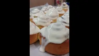 Булочки с корицей / Синнабоны со сметанным кремом