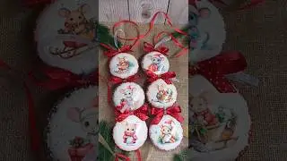 Очень интересно: А как с обратной стороны? #decupage #shorts #decoration #украшениенаелку