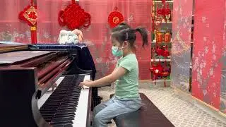 Chloe Li(4)plays 小小世界