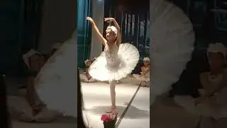 Amira Solenn (9yo) - Odette's Act ll Solo from Swan Lake.