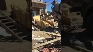 Заливаем  крыльцо для дома