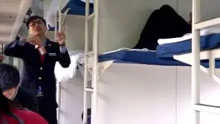 Продавец в китайском поезде