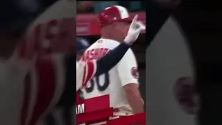 Shohei Ohtani hits a grand slam for his 43rd home run of the season!